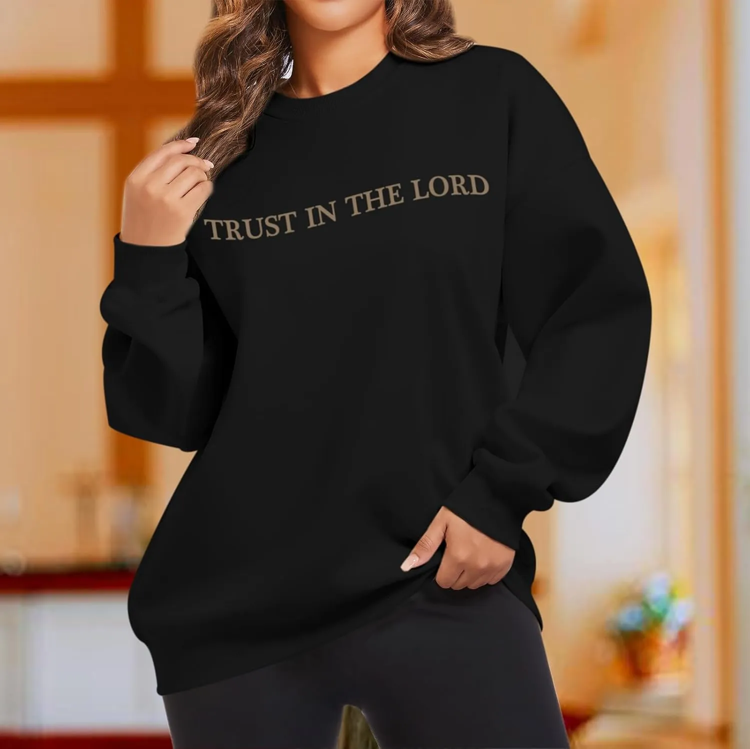 Tuislay Trust In The Lord Sweatshirt Bible Verse Christian Graphic Sweatshirts for Women Crew Neck Oversized Pullover Tops