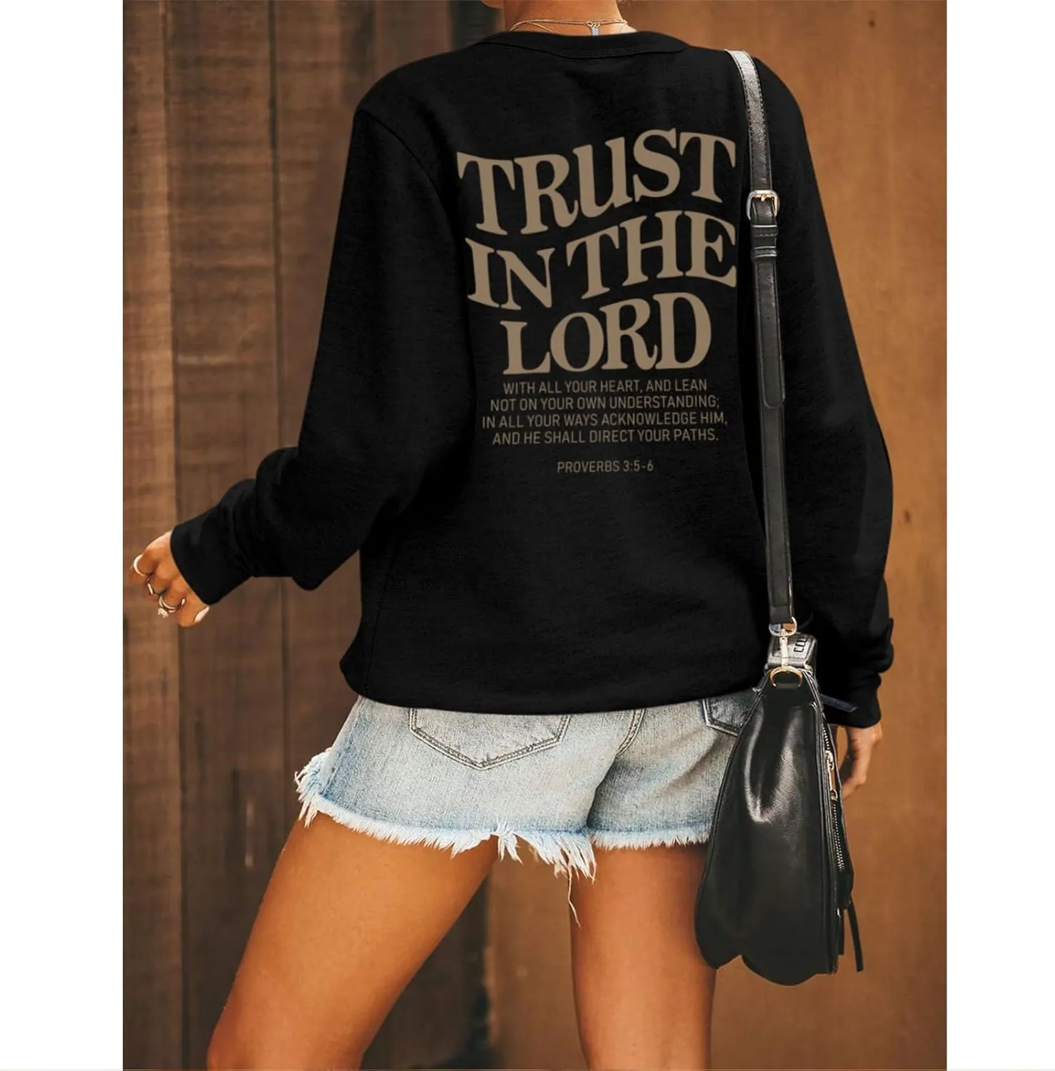 Tuislay Trust In The Lord Sweatshirt Bible Verse Christian Graphic Sweatshirts for Women Crew Neck Oversized Pullover Tops